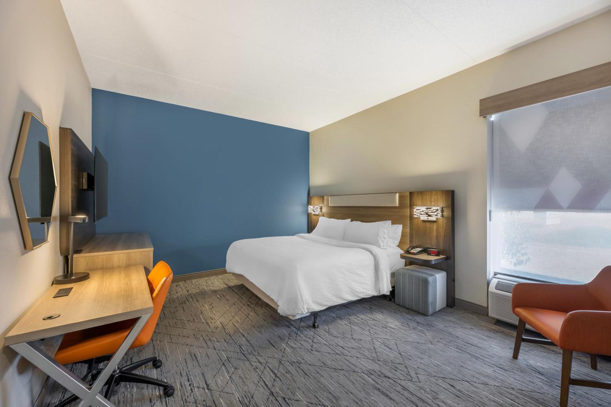 Holiday Inn Express Crestwood By Ihg Eksteriør bilde