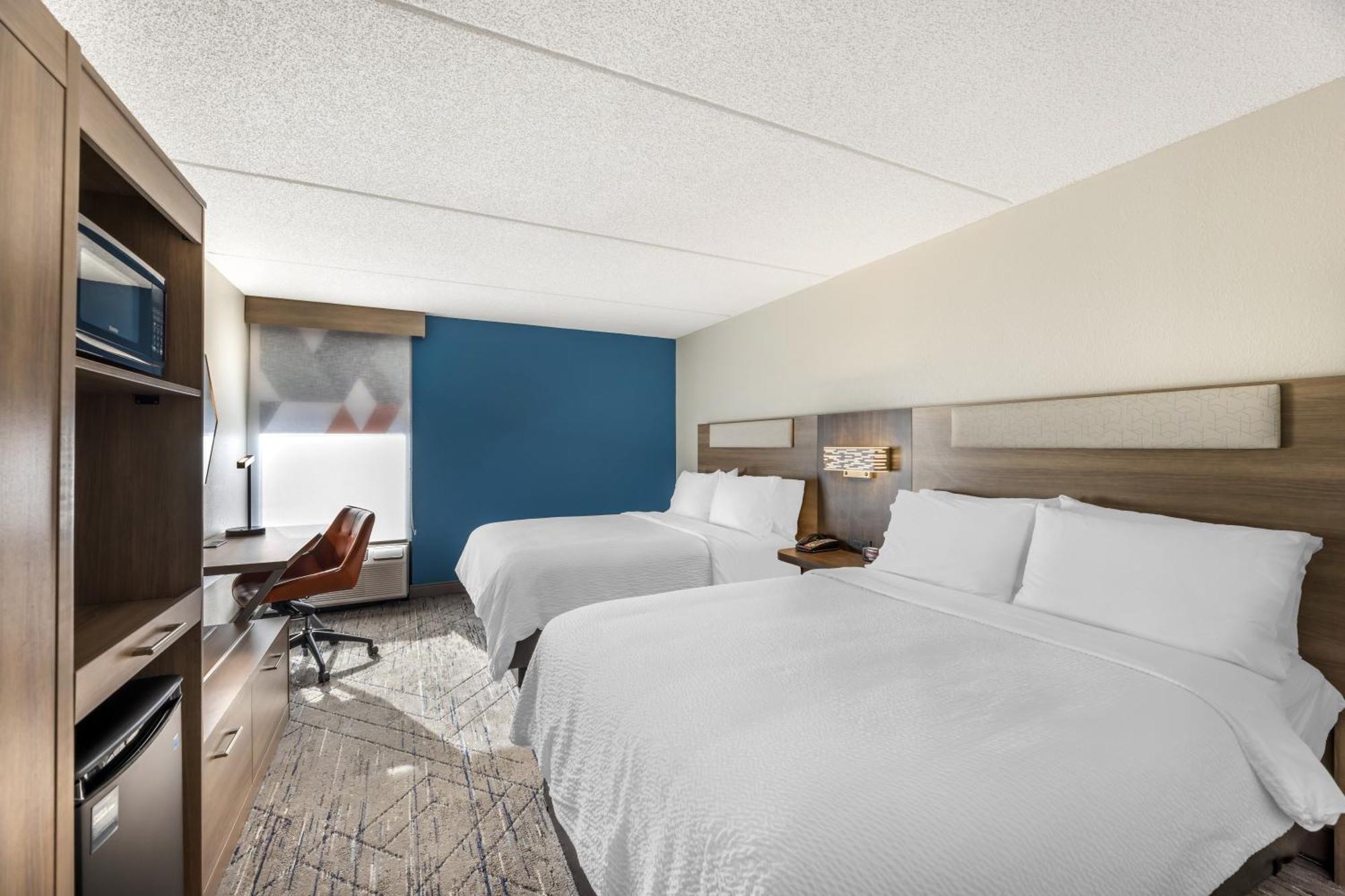 Holiday Inn Express Crestwood By Ihg Eksteriør bilde