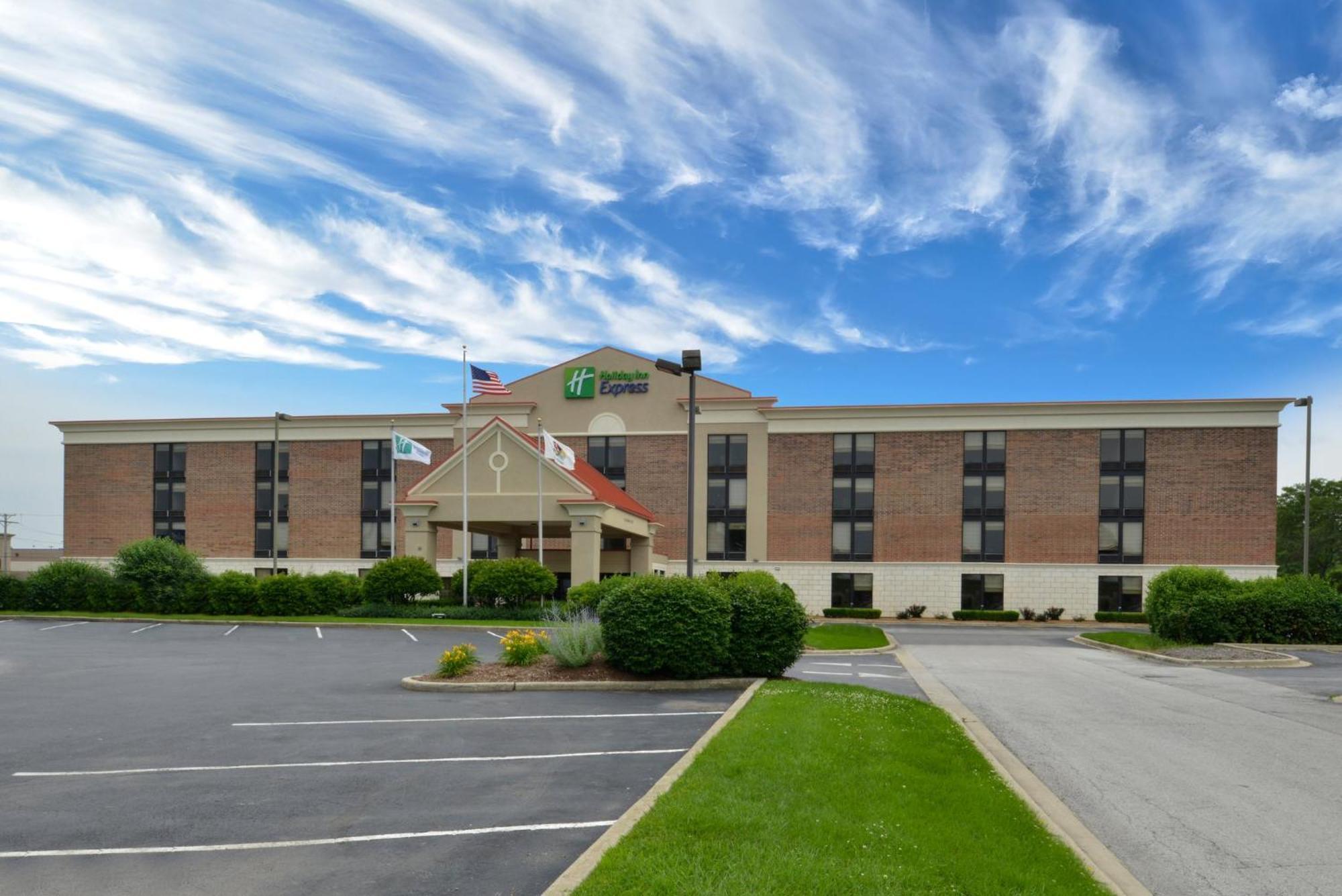 Holiday Inn Express Crestwood By Ihg Eksteriør bilde